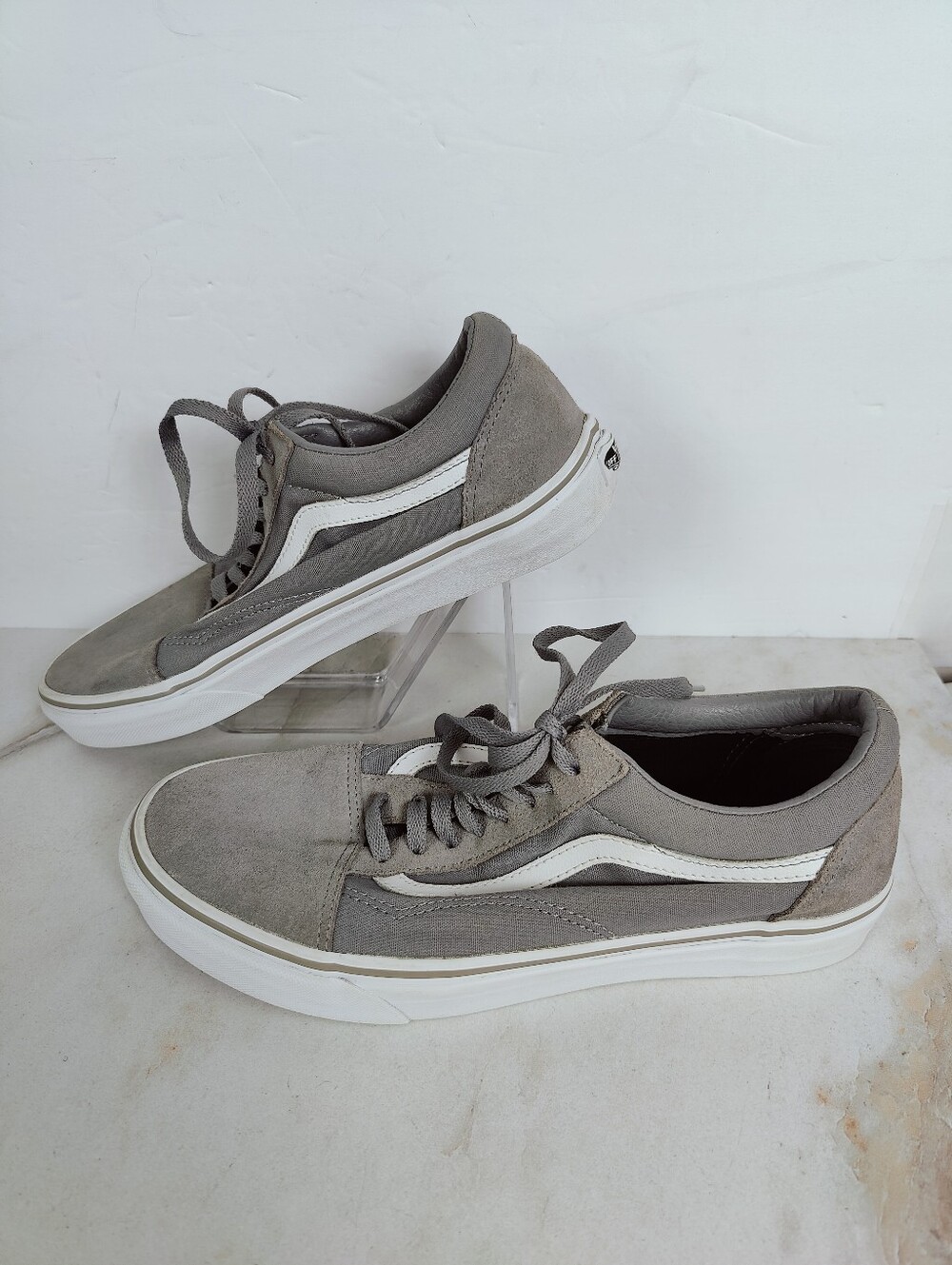 Vans Old Skool Grey Suede Canvas Low Skate Sneakers, Sz 8.5(M) 10(W)